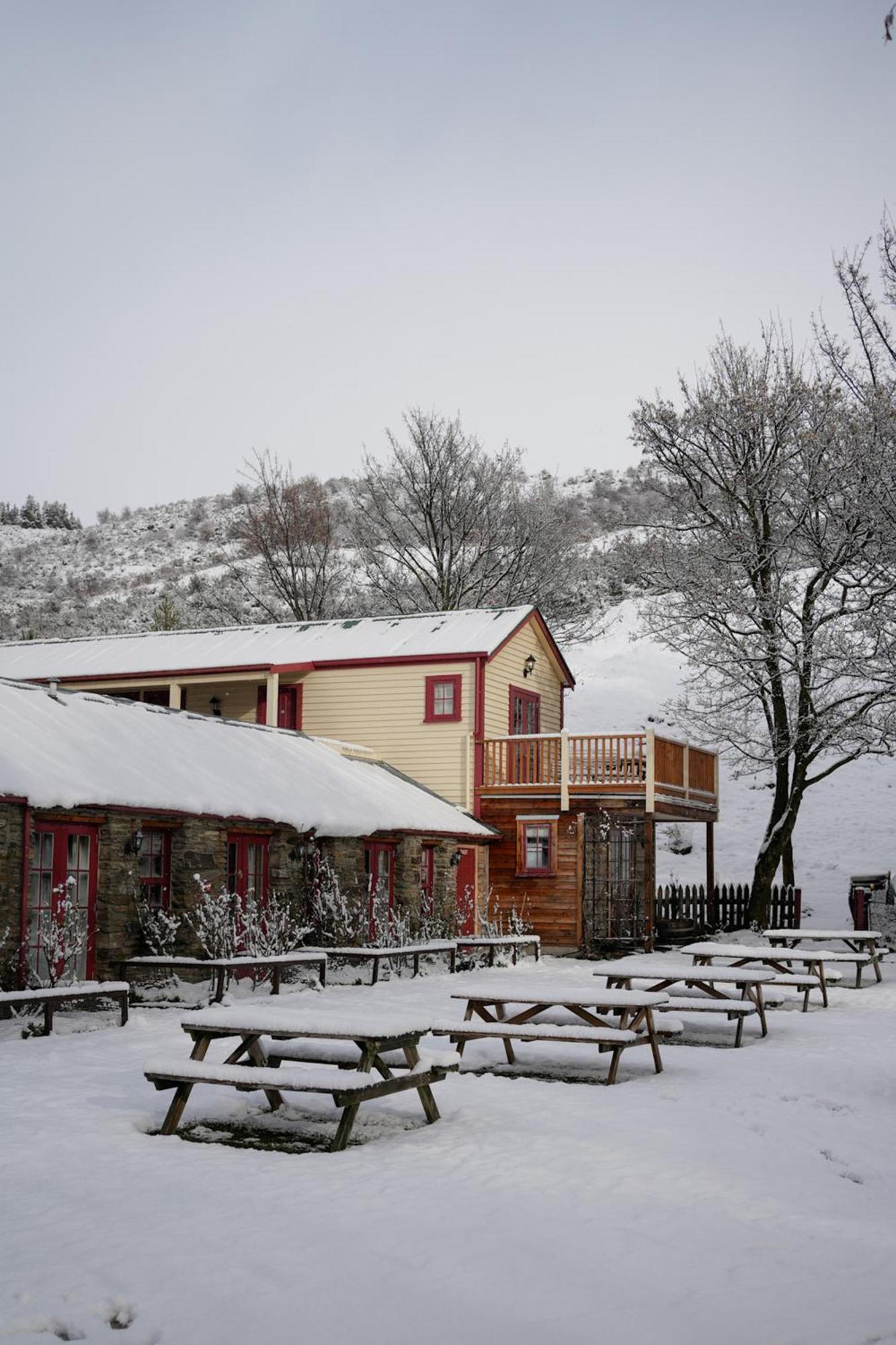 Cardrona Hotel エクステリア 写真