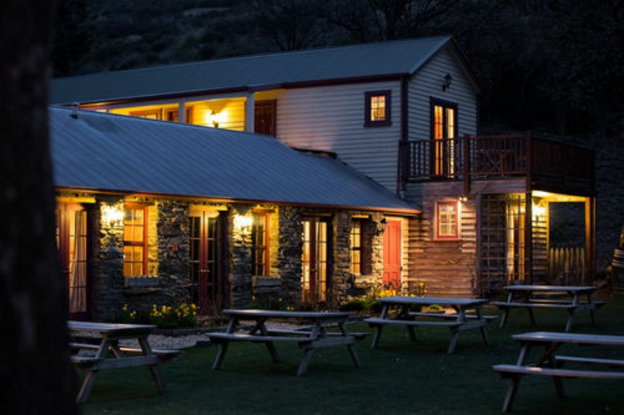 Cardrona Hotel エクステリア 写真